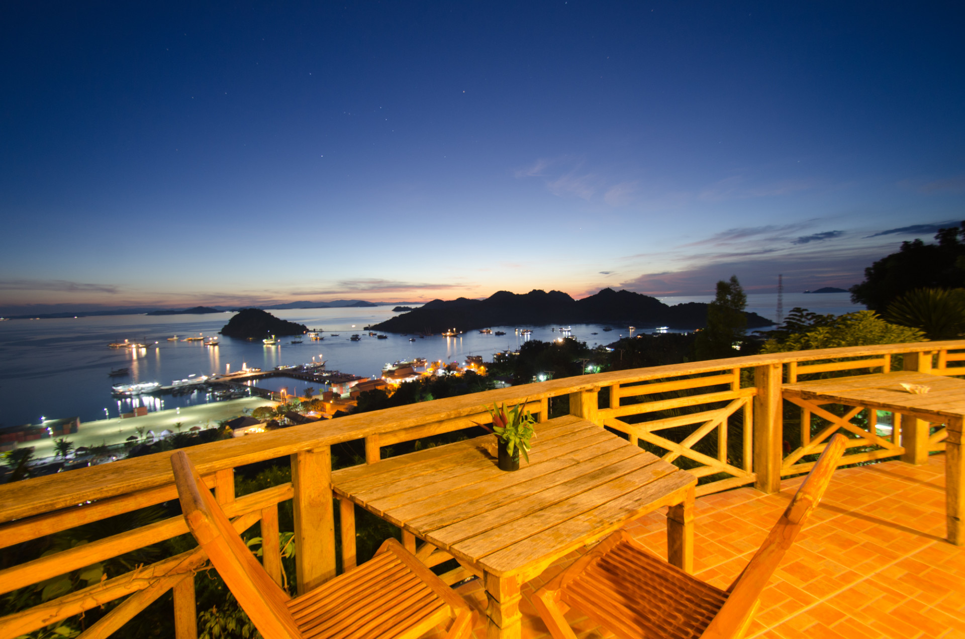 Labuan Bajo Hotel - Bayview Gardens Hotel